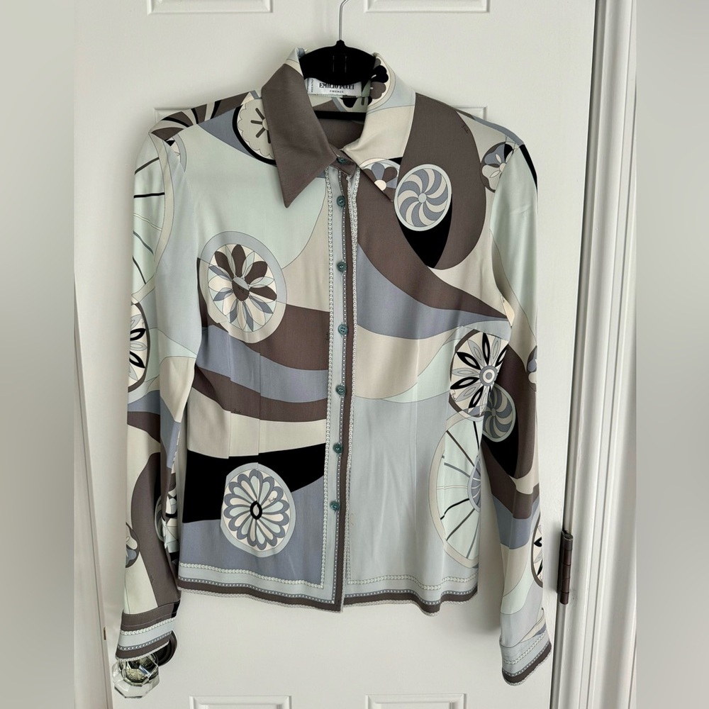Emilio Pucci tailored shirt.